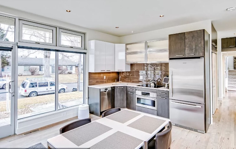 Building Photo - 402 Harrison St