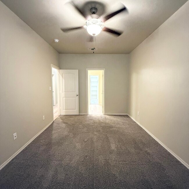 Building Photo - 1215 Preston Trails