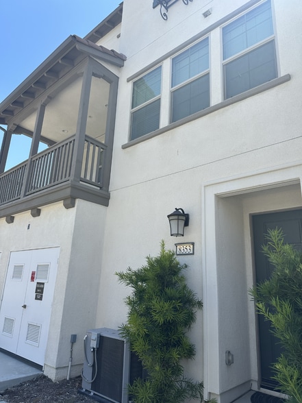 Building Photo - 8353 Spirit St