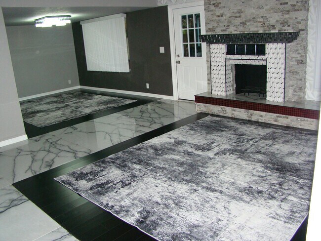 Building Photo - 931 E Morningstar Ln