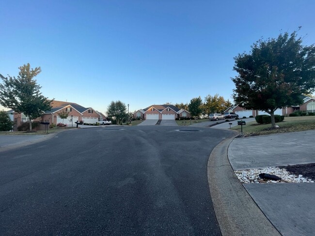 Building Photo - 1930 Scarlett Meadows Dr