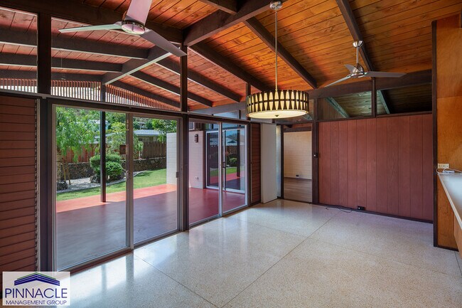 Building Photo - 1466 Oili Loop