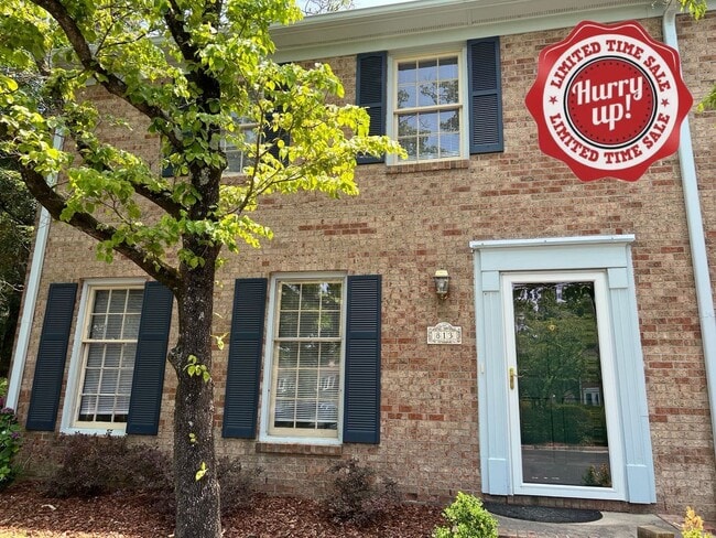 Primary Photo - RENT SPECIAL! Charming end unit town home ...
