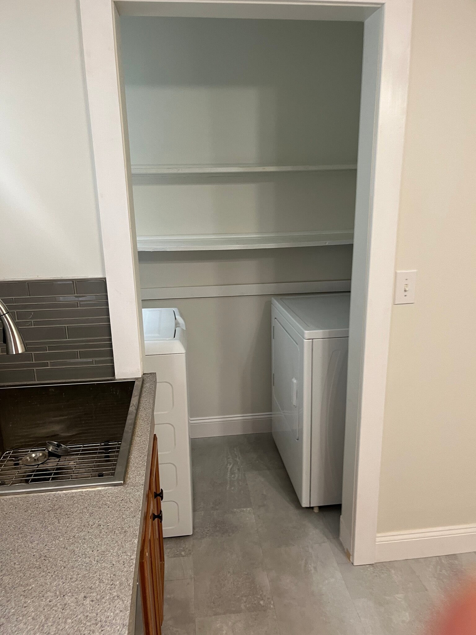 Building Photo - 69 Calumet St