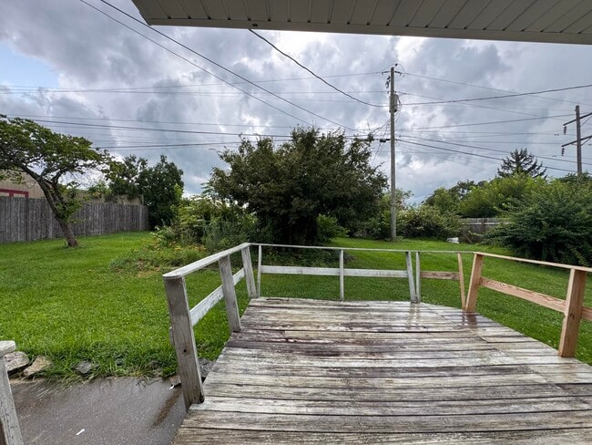 Building Photo - 500 Orchard Dr