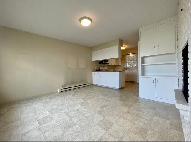 Building Photo - Stunning Two-bedroom In SW Portland~ Great...