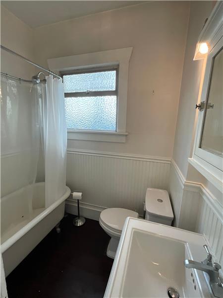 Building Photo - 342 NW 49th St