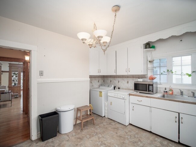 Building Photo - 60 Powder House Blvd