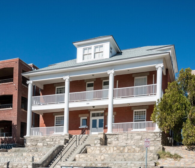 Building Photo - 521 W Missouri Ave