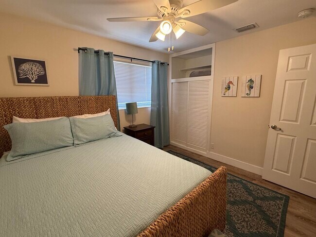 Building Photo - 655 Kingfish Pl