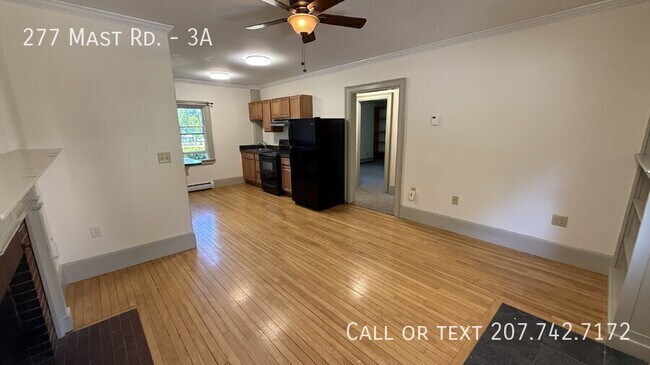 Building Photo - 277 Mast Rd