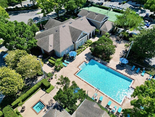 Building Photo - 13025 Mulberry Park Dr