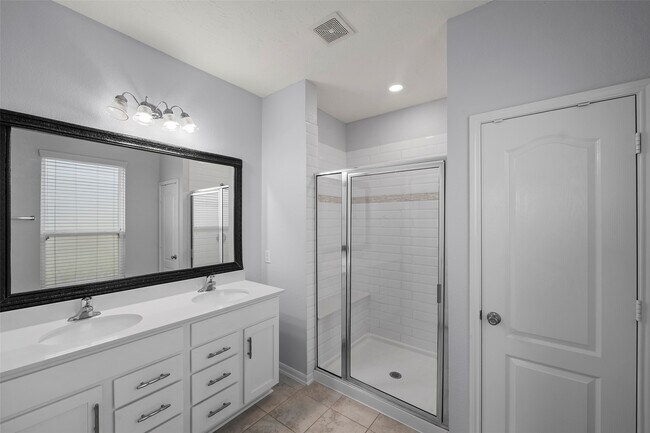 Building Photo - 28314 Buffalo Fork Ln