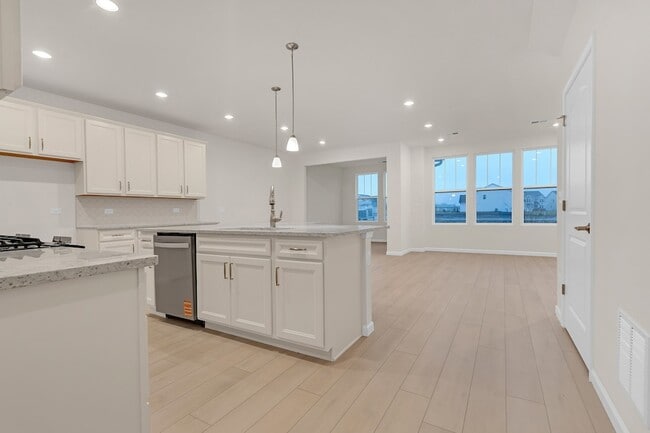 Building Photo - 668 Switchgrass Wy