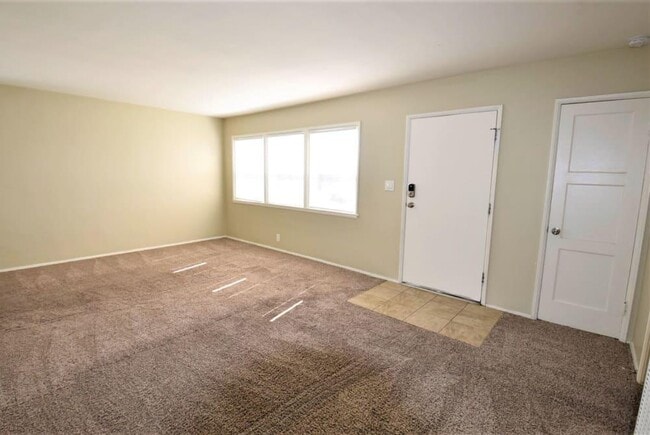 Building Photo - 1629 W 110th St