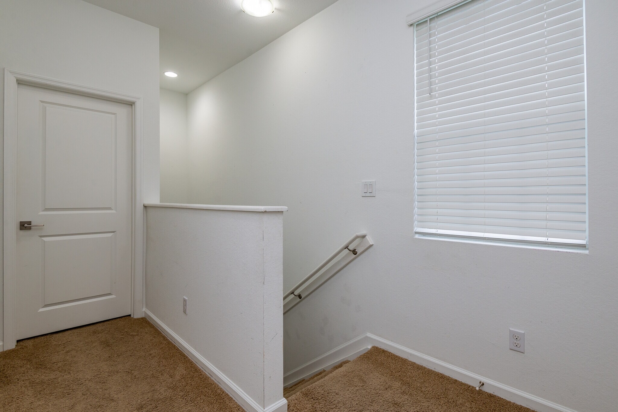 Building Photo - 1134 NW 40th Ter