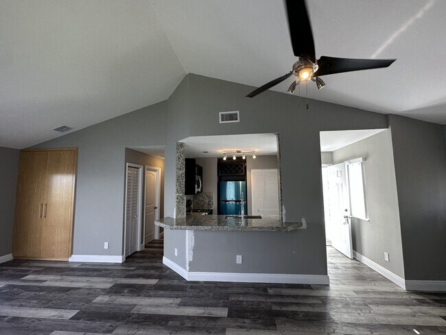 Building Photo - 3405 NW 44th St