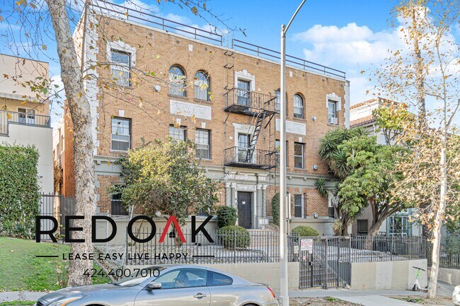 Building Photo - 245 N Kenmore Ave
