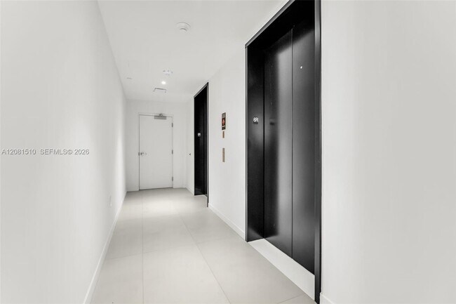 Building Photo - 1400 Biscayne Blvd