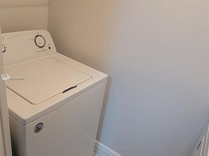 Dryer - 11263 W Atlantic Blvd
