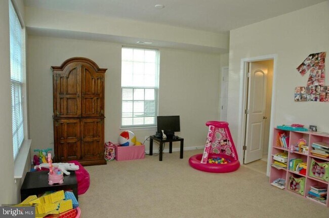 Building Photo - 22698 Parkland Farms Terrace