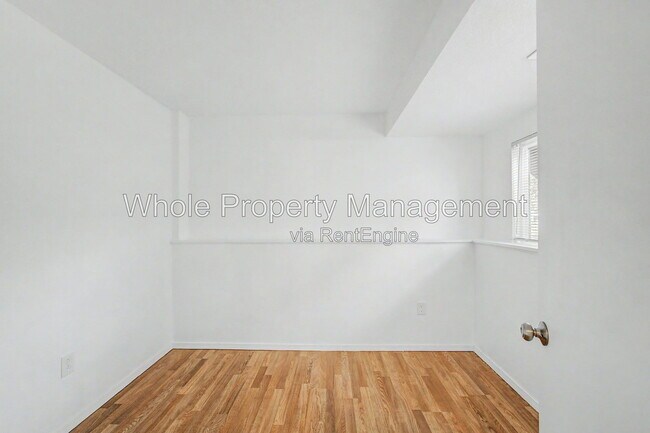 Building Photo - 3731 Shefield Dr