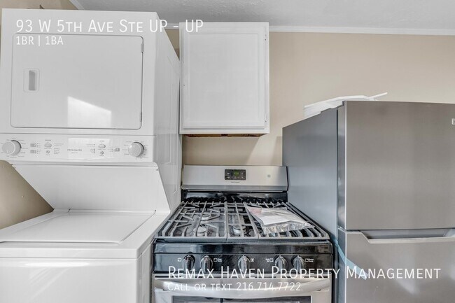 Building Photo - 93 W 5th Ave Ste UP, Berea - Spacious 1 be...