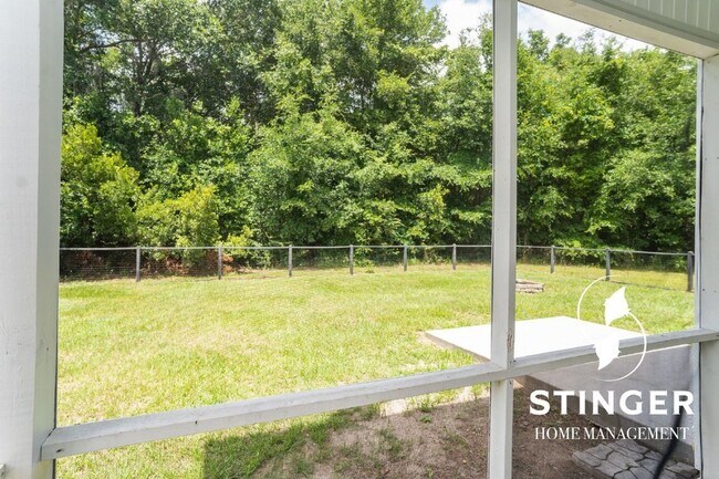 Building Photo - 17 Kaminsky Ln
