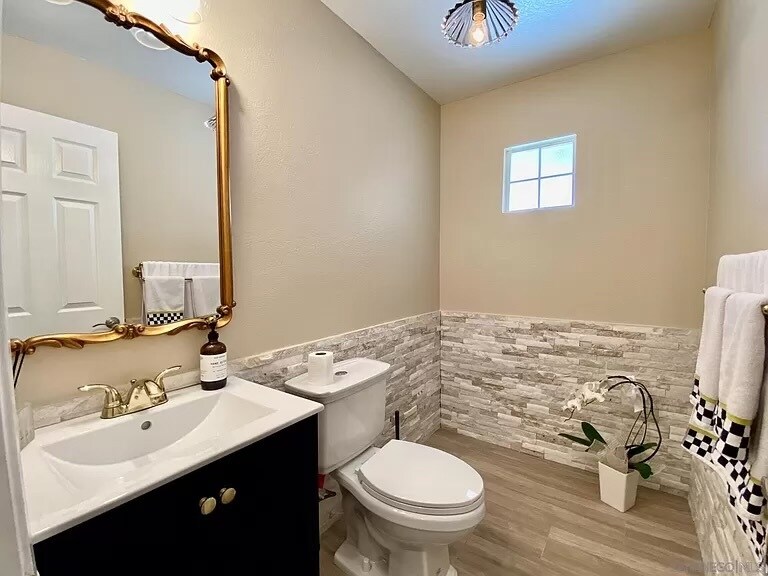 Building Photo - 2593 Fresh Waters Ct