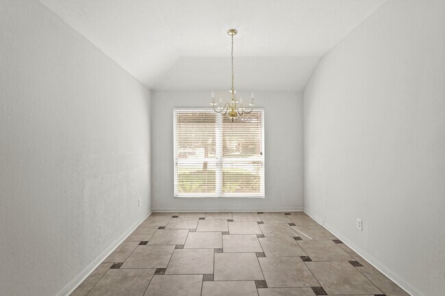Building Photo - 16115 Sheldon Ridge Way
