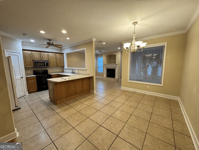 Building Photo - 217 Austin Ryan Dr