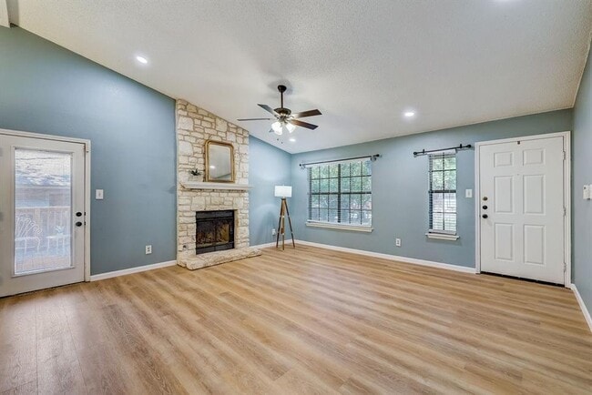 Building Photo - 13006 Moorcroft Ln