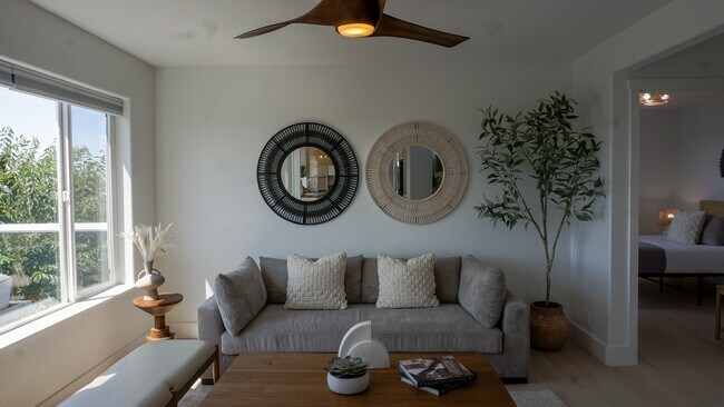 Building Photo - 7904 80th Ave NE