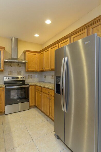 Building Photo - 119 E Coronado Dr