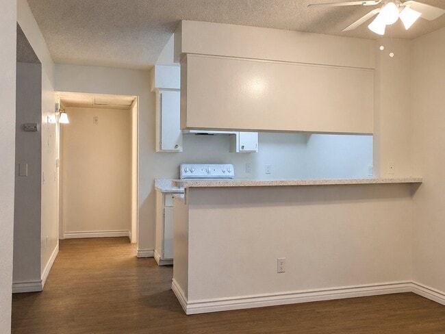 Building Photo - 13950 Foothill Blvd