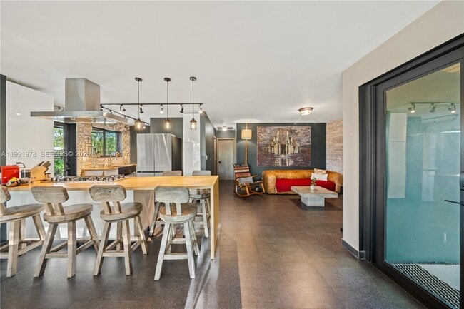 Building Photo - 4315 SW 97th Ct