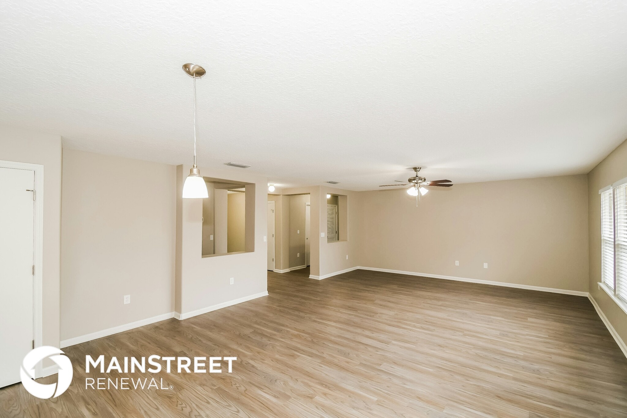 Building Photo - 11533 Brian Lakes Dr N