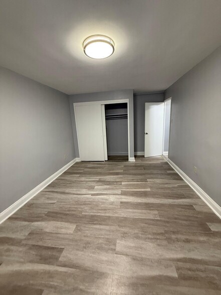 Building Photo - 56 S Munn Ave