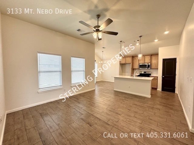 Building Photo - 3133 Mt Nebo Dr