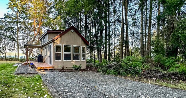 Building Photo - 218 Ironwood Dr