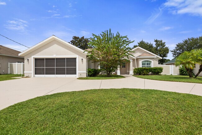 Building Photo - 46 Fenwood Ln