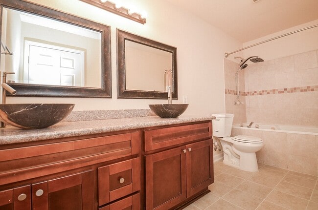 Building Photo - 14315 Branchwater Ln