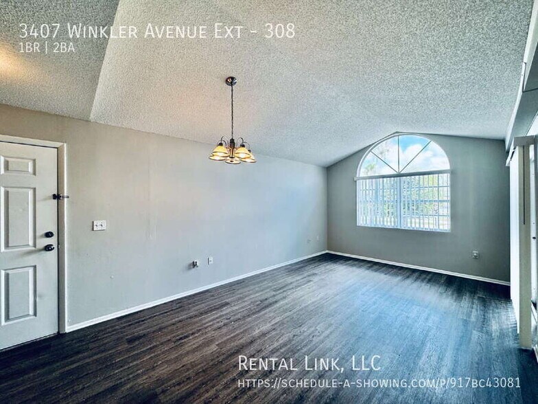 Building Photo - 3407 Winkler Ave Ext