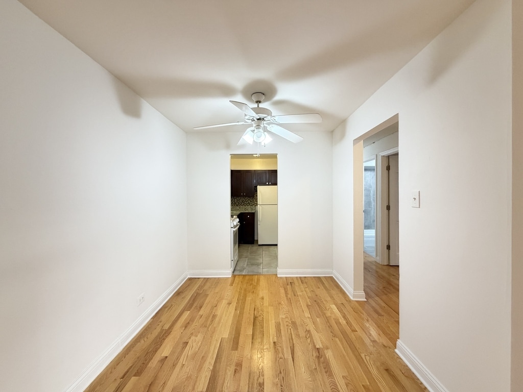 Building Photo - 3710 N Pine Grove Ave