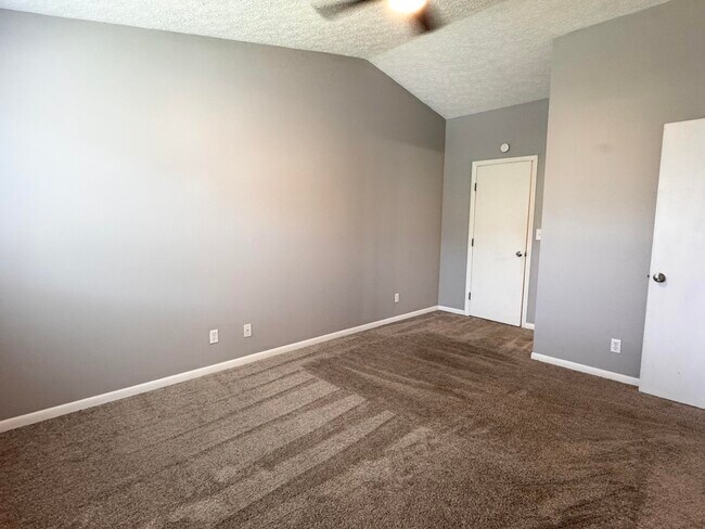 Building Photo - 38 Woodland Hills Dr