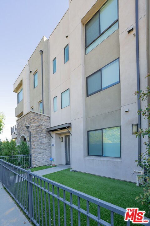 Building Photo - 13107 W Lumina Way