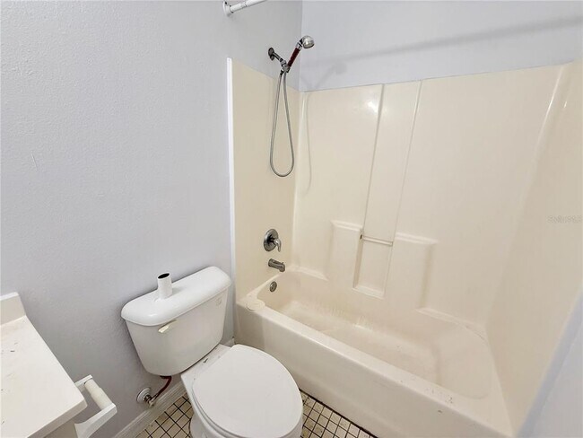 Building Photo - 1427 45th Ave Cir W