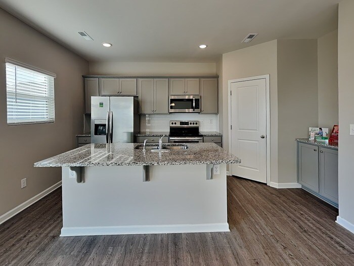 Building Photo - 708 Point Andrews Dr SW