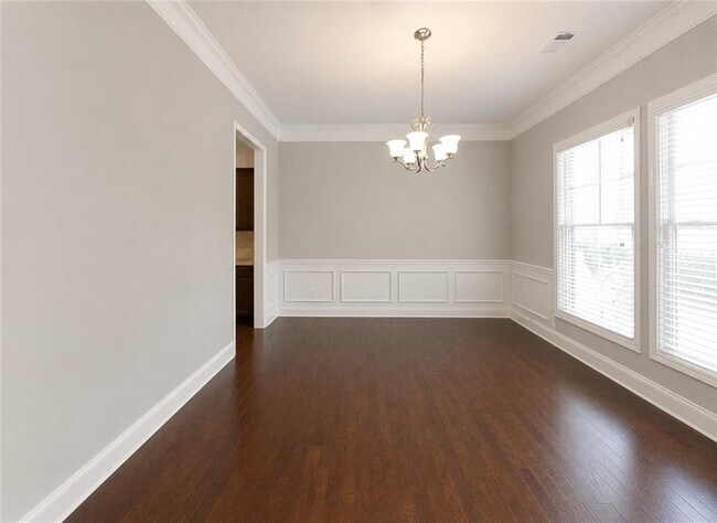 Building Photo - 1035 Birchdale Dr