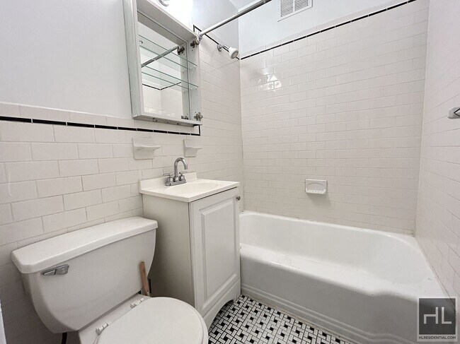 Building Photo - 2 AVENUE